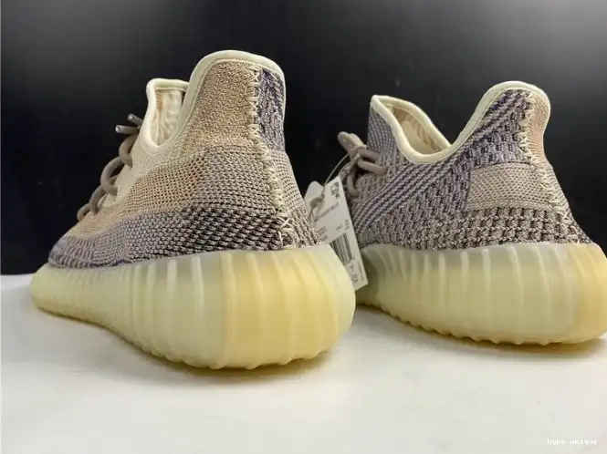 hype Boost V2 Pearl Adidas Yeezy Ash GY7658 350 0605